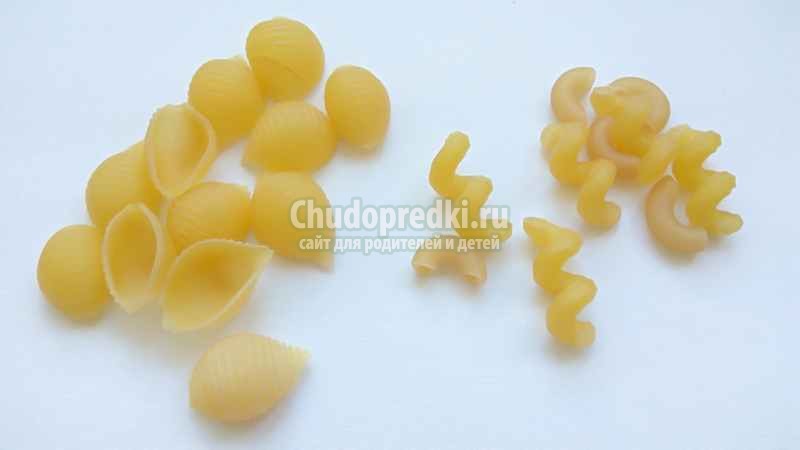снежинки из макарон