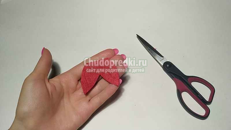 заколка из фетра. Божья коровка