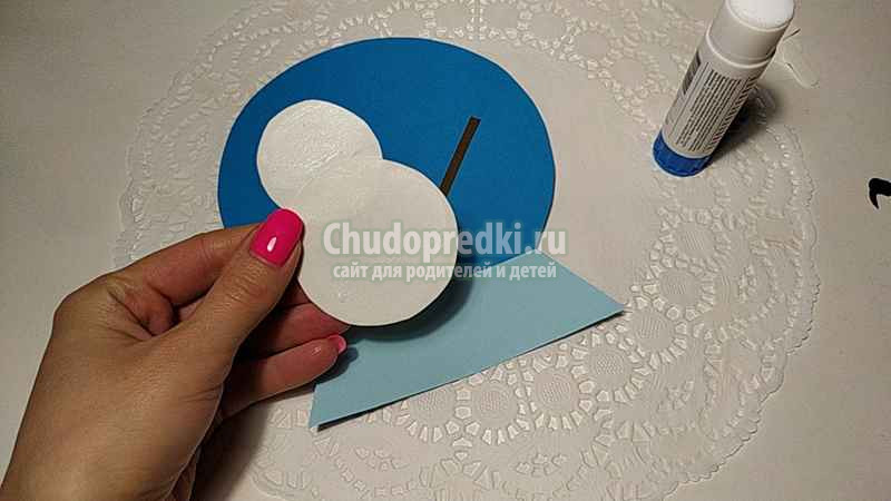 зимняя поделка Снеговик в новогоднем шаре