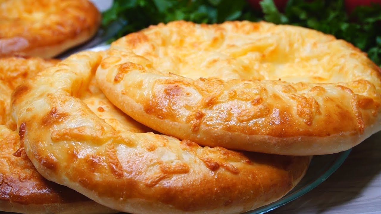 Как приготовить вкусные сырные лепешки а-ля хачапури